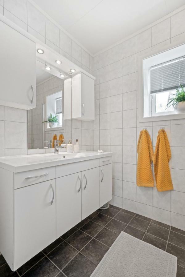 Modern Apartment ทรอมโซ ภายนอก รูปภาพ